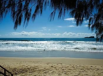 Pebbles At Mudjimba Beach - Whitsundays Accommodation 5