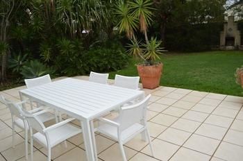 Pebbles At Mudjimba Beach - Whitsundays Accommodation 17