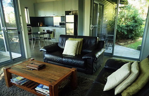 Art House Accommodation - Whitsundays Accommodation 2