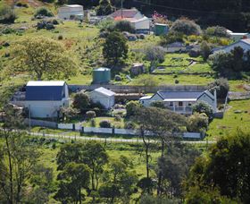 Cascade Cottage - Whitsundays Accommodation 3