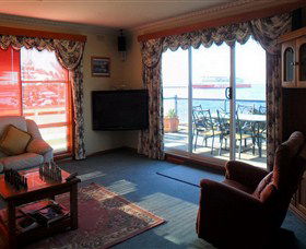 Alice Beside The Sea - Whitsundays Accommodation 3