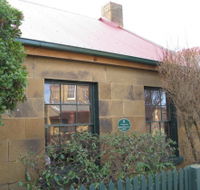 Amelia Cottage - Whitsundays Accommodation