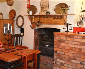 Amelia Cottage - Whitsundays Accommodation 2