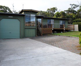 Hazards House - Whitsundays Accommodation 0