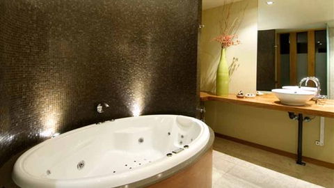 Hepburn Spa Pavilions - Saffron - Whitsundays Accommodation 0