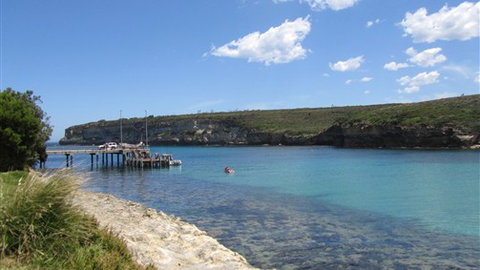 Southern Ocean Motor Inn - Whitsundays Accommodation 0