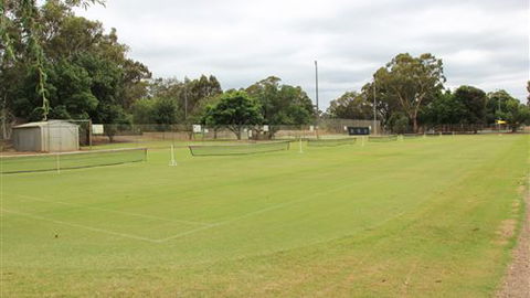 Riverbank Caravan Park - Whitsundays Accommodation 6