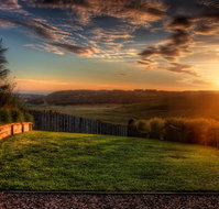 Anchors Beach House - Whitsundays Accommodation