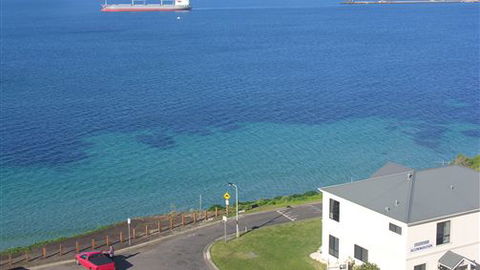 Clifftop Accommodation Portland Victoria - Whitsundays Accommodation 1