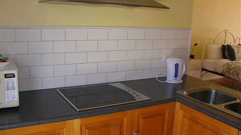 Clifftop Accommodation Portland Victoria - Whitsundays Accommodation 6