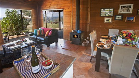 Mt Bellevue - Whitsundays Accommodation 3