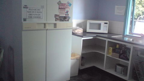 Anglesea Backpackers - Whitsundays Accommodation 1