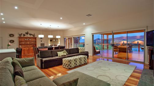 Upper Ryans Creek VIC Whitsundays Accommodation