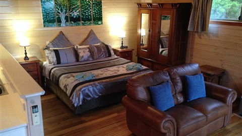Southern Anchorage Retreat - Whitsundays Accommodation 4