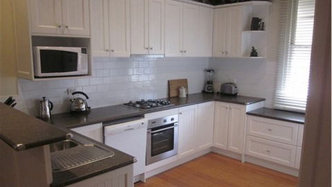 Abaleen House - Whitsundays Accommodation 0