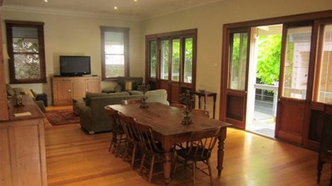 Abaleen House - Whitsundays Accommodation 1