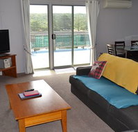House on the Hill Port Campbell - Whitsundays Accommodation
