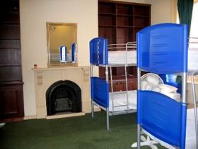 Adelaide's Shakespeare Backpackers International Hostel - Whitsundays Accommodation 1