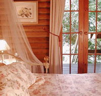 Aldgate Lodge Bed  Breakfast - Whitsundays Accommodation