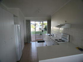 Beachside Cottage - Whitsundays Accommodation 2