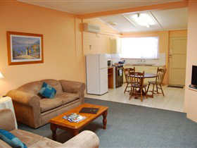 Best Western Melaleuca Apartments - Whitsundays Accommodation 3