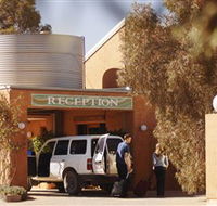 Mud Hut Motel - Whitsundays Accommodation