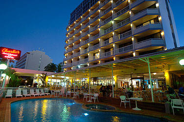 Acacia Court Hotel - Whitsundays Accommodation 0