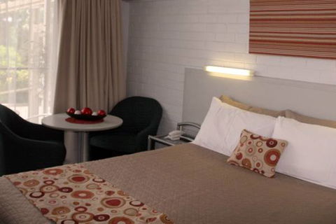 Adina Place Motel Apartments - Whitsundays Accommodation 0