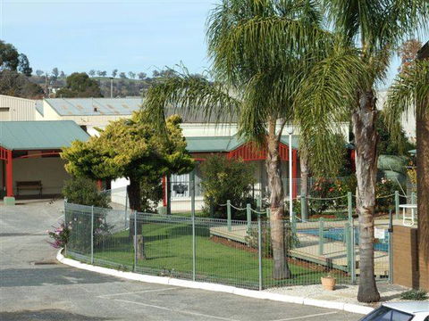Albury Hume Inn Motel - Whitsundays Accommodation 1