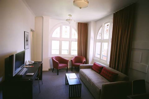 Alto Hotel On Bourke - Whitsundays Accommodation 1