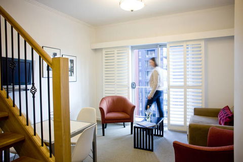 Alto Hotel On Bourke - Whitsundays Accommodation 2