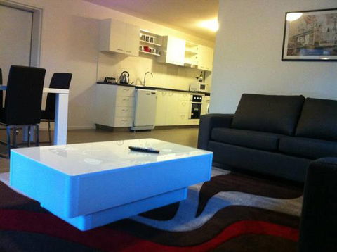 Apex Park Holiday Apartments - Whitsundays Accommodation 0