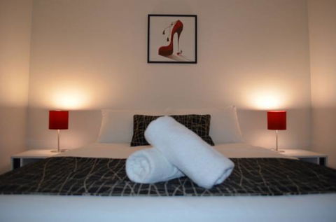 Apex Park Holiday Apartments - Whitsundays Accommodation 1
