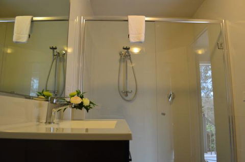Apex Park Holiday Apartments - Whitsundays Accommodation 2
