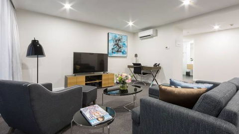 Avenue Hotel Canberra - Whitsundays Accommodation 4