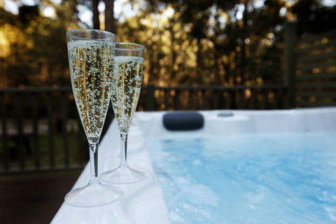 Cottages On Mount View - Whitsundays Accommodation 4