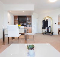 Diplomat Hotel - Whitsundays Accommodation