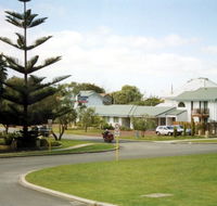 Dolphin Lodge - Whitsundays Accommodation