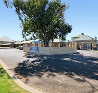 Drakesbrook Hotel - Whitsundays Accommodation