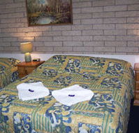 Ebor Falls Hotel Motel - Whitsundays Accommodation