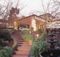 Eltham Gateway Hotel and Conference Centre - Whitsundays Accommodation