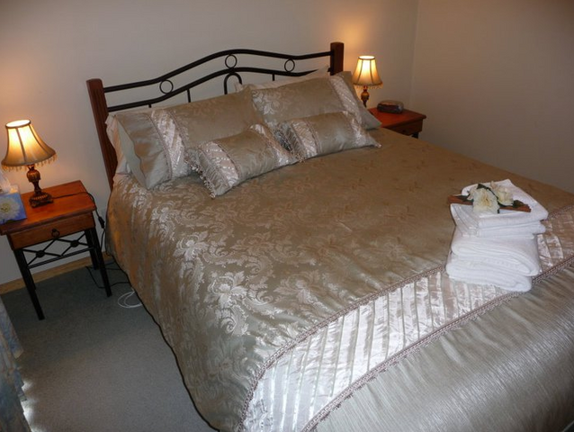 Glendara Cottage - Whitsundays Accommodation 3