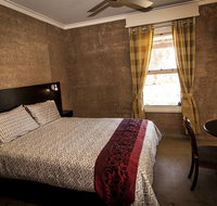 Hotham Ridge Winery  Cottages - Whitsundays Accommodation