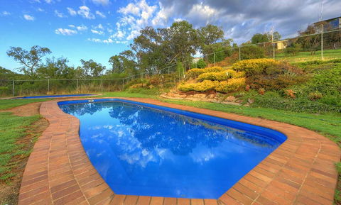 Inland Waters Holiday Park Mookerawa Waters - Whitsundays Accommodation 3