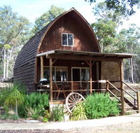 Jarrah Glen Cabins - Whitsundays Accommodation