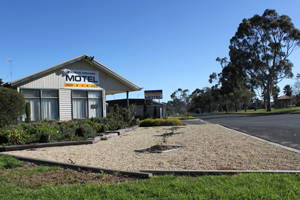 Kaniva Midway Motel - Whitsundays Accommodation 7