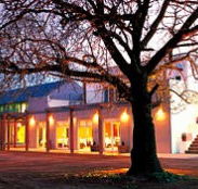 Lindenwarrah Hotel  Restaurant - Whitsundays Accommodation