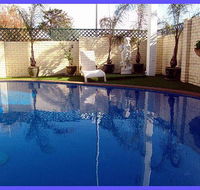 NOAH'S Mid City Motor Inn - Whitsundays Accommodation