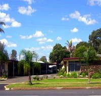 Oakey Motel - Whitsundays Accommodation