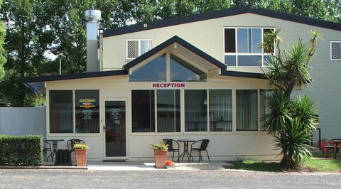 Poplar Caravan Park - Whitsundays Accommodation 1